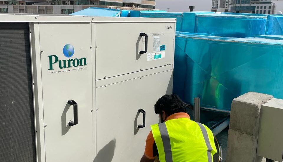 Chiller Maintenance Services in UAE for Industrial & Commercial Facilities